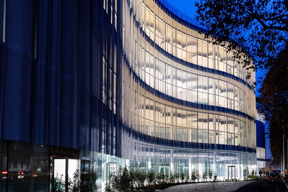 bocconi university video presentation