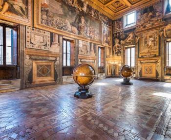 Palazzo Sacchetti de 'La Grande Bellezza' in vendita a Roma