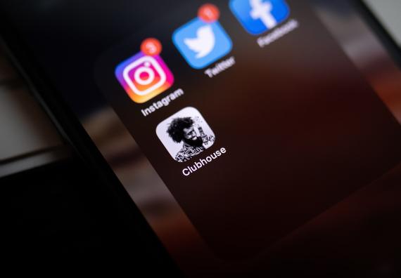 Tecnologie: arriva Clubhouse, il social dei messaggi vocali