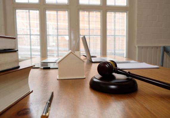 Come comprare casa alle aste giudiziarie senza rischi