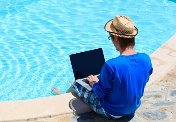 Holiday working e mercato immobiliare turistico in Italia. Un modo diverso di concepire la casa vacanza