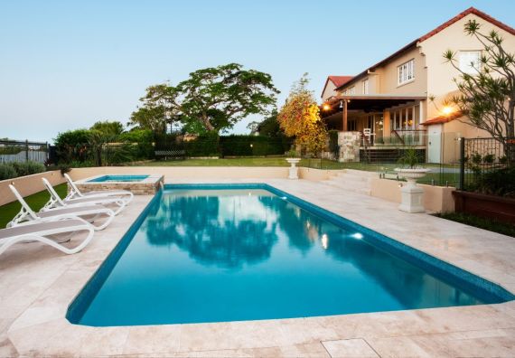 Casa con piscina