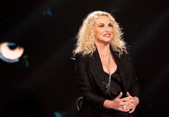 dove vive antonella clerici