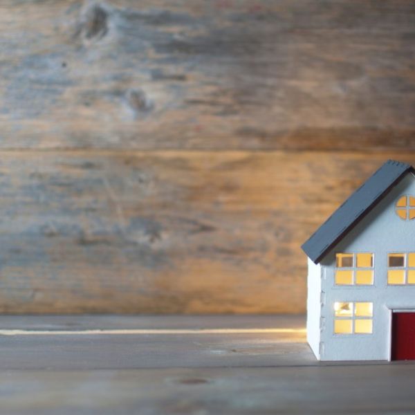 Vendere casa o metterla in affitto? Pro e contro per i proprietari